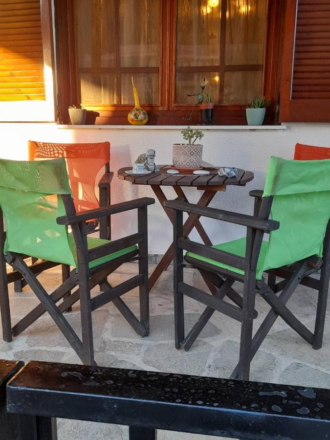 Adorable 2 Floors Two Bedroom Vacation Maisonette Nea Poteidaia Luaran gambar